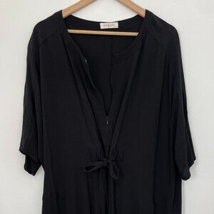 Chic Deep V Black Tunic w 4 Way Tie, 2XL